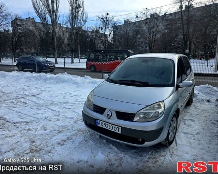 Серый Рено Сценик, объемом двигателя 1.6 л и пробегом 220 тыс. км за 4600 $, фото 3 на Automoto.ua