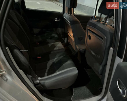 Серый Рено Сценик, объемом двигателя 2 л и пробегом 167 тыс. км за 5888 $, фото 34 на Automoto.ua