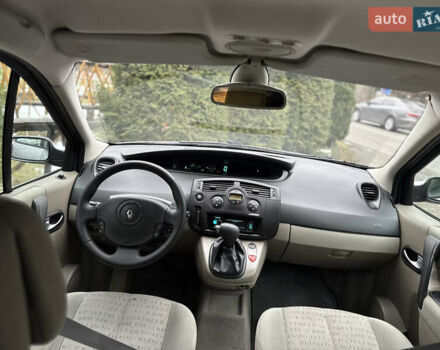 Серый Рено Сценик, объемом двигателя 1.6 л и пробегом 237 тыс. км за 4850 $, фото 23 на Automoto.ua