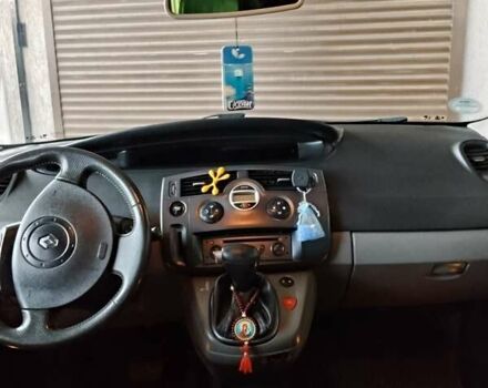 Серый Рено Сценик, объемом двигателя 2 л и пробегом 240 тыс. км за 5700 $, фото 26 на Automoto.ua