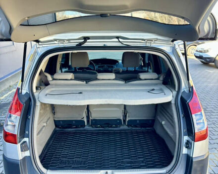 Сірий Рено Сценік, об'ємом двигуна 1.6 л та пробігом 228 тис. км за 4777 $, фото 16 на Automoto.ua