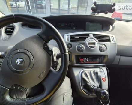 Серый Рено Сценик, объемом двигателя 2 л и пробегом 340 тыс. км за 4399 $, фото 6 на Automoto.ua