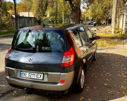 Серый Рено Сценик, объемом двигателя 2 л и пробегом 207 тыс. км за 5300 $, фото 3 на Automoto.ua