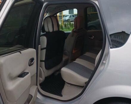 Серый Рено Сценик, объемом двигателя 1.5 л и пробегом 300 тыс. км за 4000 $, фото 5 на Automoto.ua