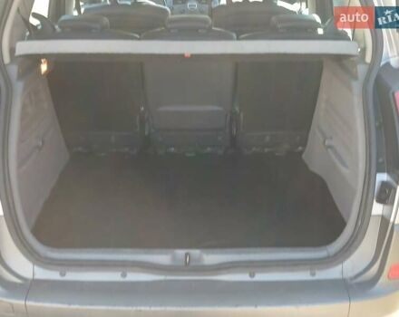 Серый Рено Сценик, объемом двигателя 1.6 л и пробегом 192 тыс. км за 5400 $, фото 16 на Automoto.ua