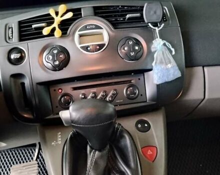 Серый Рено Сценик, объемом двигателя 2 л и пробегом 240 тыс. км за 5700 $, фото 22 на Automoto.ua