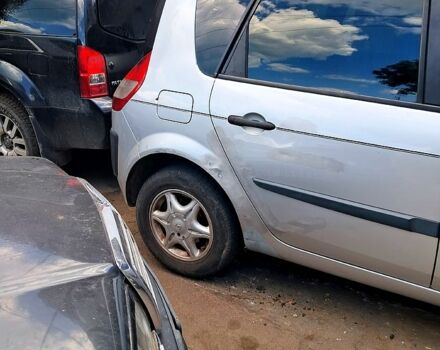 Серый Рено Сценик, объемом двигателя 1.5 л и пробегом 0 тыс. км за 1700 $, фото 12 на Automoto.ua