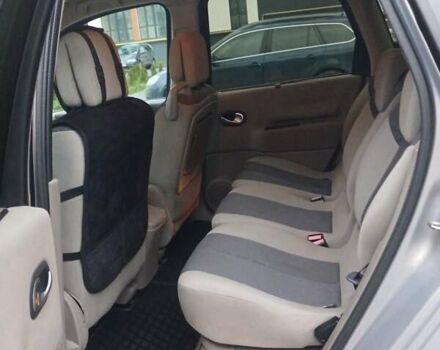 Серый Рено Сценик, объемом двигателя 1.5 л и пробегом 300 тыс. км за 4000 $, фото 4 на Automoto.ua