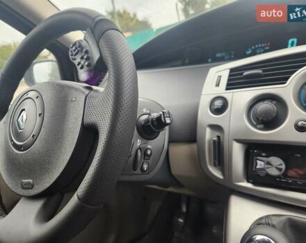 Серый Рено Сценик, объемом двигателя 1.6 л и пробегом 190 тыс. км за 4800 $, фото 18 на Automoto.ua