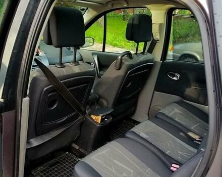 Серый Рено Сценик, объемом двигателя 1.9 л и пробегом 280 тыс. км за 3900 $, фото 5 на Automoto.ua