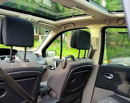 Серый Рено Сценик, объемом двигателя 1.9 л и пробегом 280 тыс. км за 3900 $, фото 2 на Automoto.ua