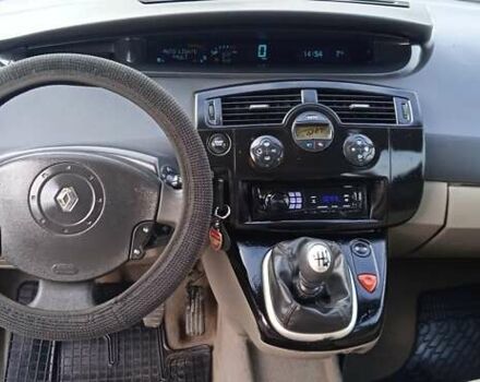 Серый Рено Сценик, объемом двигателя 1.5 л и пробегом 280 тыс. км за 3500 $, фото 19 на Automoto.ua