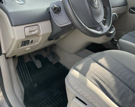 Серый Рено Сценик, объемом двигателя 1.6 л и пробегом 286 тыс. км за 5250 $, фото 19 на Automoto.ua