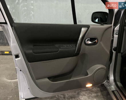 Серый Рено Сценик, объемом двигателя 2 л и пробегом 167 тыс. км за 5888 $, фото 18 на Automoto.ua