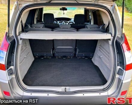 Серый Рено Сценик, объемом двигателя 1.5 л и пробегом 244 тыс. км за 4500 $, фото 8 на Automoto.ua