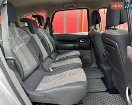 Серый Рено Сценик, объемом двигателя 1.46 л и пробегом 302 тыс. км за 4990 $, фото 9 на Automoto.ua