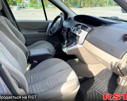 Сірий Рено Сценік, об'ємом двигуна 1.6 л та пробігом 189 тис. км за 4400 $, фото 8 на Automoto.ua