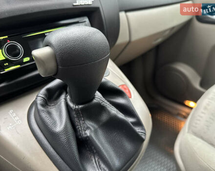 Серый Рено Сценик, объемом двигателя 1.6 л и пробегом 237 тыс. км за 4850 $, фото 29 на Automoto.ua