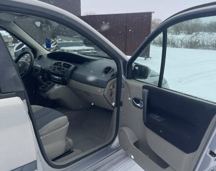 Сірий Рено Сценік, об'ємом двигуна 1.6 л та пробігом 248 тис. км за 4499 $, фото 12 на Automoto.ua