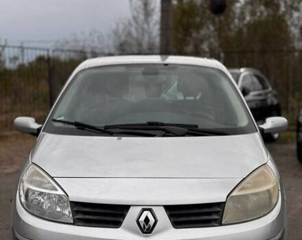 Серый Рено Сценик, объемом двигателя 2 л и пробегом 200 тыс. км за 3950 $, фото 2 на Automoto.ua