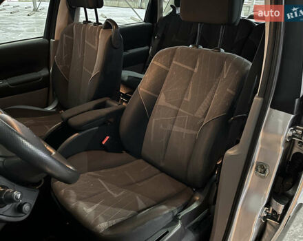 Серый Рено Сценик, объемом двигателя 2 л и пробегом 167 тыс. км за 5888 $, фото 21 на Automoto.ua