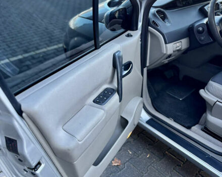 Сірий Рено Сценік, об'ємом двигуна 1.6 л та пробігом 228 тис. км за 4777 $, фото 13 на Automoto.ua