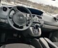 Серый Рено Сценик, объемом двигателя 2 л и пробегом 215 тыс. км за 4999 $, фото 17 на Automoto.ua