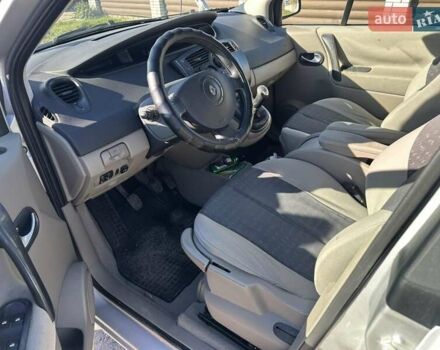 Серый Рено Сценик, объемом двигателя 1.6 л и пробегом 250 тыс. км за 4700 $, фото 1 на Automoto.ua