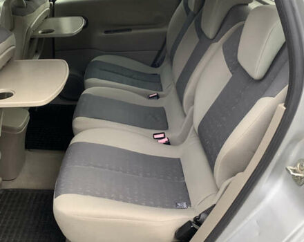 Серый Рено Сценик, объемом двигателя 1.6 л и пробегом 300 тыс. км за 2950 $, фото 14 на Automoto.ua