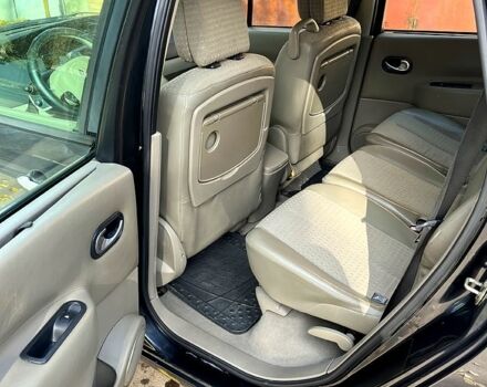 Серый Рено Сценик, объемом двигателя 2 л и пробегом 207 тыс. км за 5300 $, фото 6 на Automoto.ua