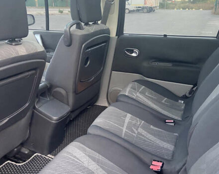 Серый Рено Сценик, объемом двигателя 1.6 л и пробегом 279 тыс. км за 5250 $, фото 12 на Automoto.ua