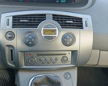 Серый Рено Сценик, объемом двигателя 2 л и пробегом 153 тыс. км за 5600 $, фото 10 на Automoto.ua