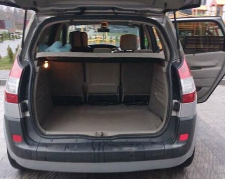 Серый Рено Сценик, объемом двигателя 1.5 л и пробегом 300 тыс. км за 4000 $, фото 7 на Automoto.ua