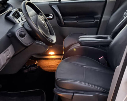 Серый Рено Сценик, объемом двигателя 1.6 л и пробегом 211 тыс. км за 6000 $, фото 8 на Automoto.ua