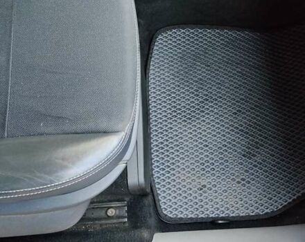 Серый Рено Сценик, объемом двигателя 2 л и пробегом 240 тыс. км за 5700 $, фото 23 на Automoto.ua