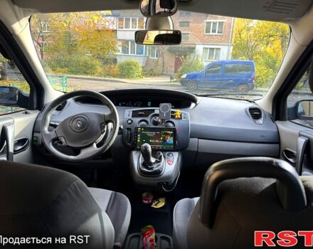 Серый Рено Сценик, объемом двигателя 1.6 л и пробегом 300 тыс. км за 4500 $, фото 7 на Automoto.ua