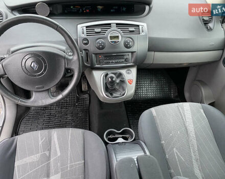 Серый Рено Сценик, объемом двигателя 1.9 л и пробегом 295 тыс. км за 4400 $, фото 10 на Automoto.ua