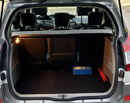 Серый Рено Сценик, объемом двигателя 1.6 л и пробегом 211 тыс. км за 6000 $, фото 12 на Automoto.ua