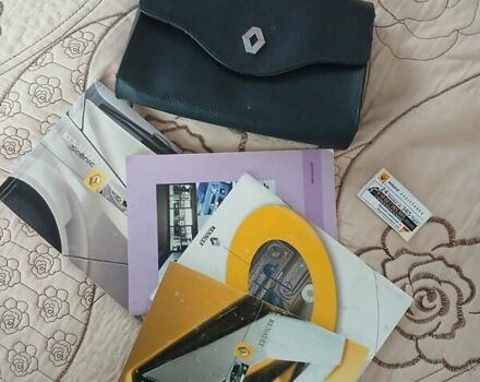 Серый Рено Сценик, объемом двигателя 1.6 л и пробегом 178 тыс. км за 4499 $, фото 70 на Automoto.ua