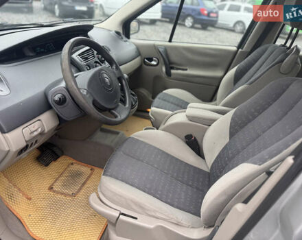 Серый Рено Сценик, объемом двигателя 1.6 л и пробегом 171 тыс. км за 4750 $, фото 23 на Automoto.ua