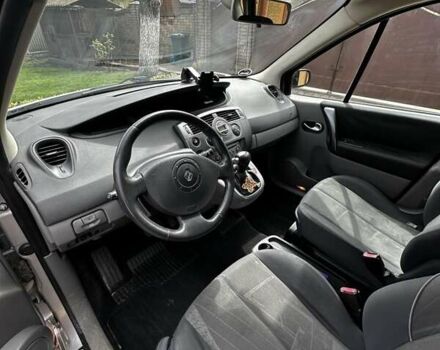 Серый Рено Сценик, объемом двигателя 1.6 л и пробегом 220 тыс. км за 4200 $, фото 7 на Automoto.ua