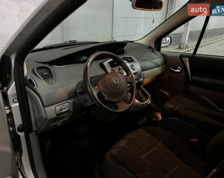 Серый Рено Сценик, объемом двигателя 2 л и пробегом 167 тыс. км за 5888 $, фото 20 на Automoto.ua