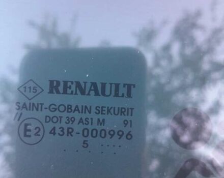 Сірий Рено Сценік, об'ємом двигуна 1.6 л та пробігом 237 тис. км за 5400 $, фото 4 на Automoto.ua
