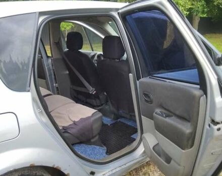 Серый Рено Сценик, объемом двигателя 1.6 л и пробегом 180 тыс. км за 3500 $, фото 11 на Automoto.ua