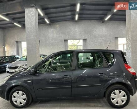 Серый Рено Сценик, объемом двигателя 1.56 л и пробегом 175 тыс. км за 5699 $, фото 3 на Automoto.ua