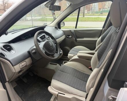 Сірий Рено Сценік, об'ємом двигуна 1.6 л та пробігом 196 тис. км за 3750 $, фото 5 на Automoto.ua