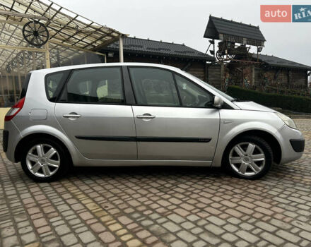 Серый Рено Сценик, объемом двигателя 1.6 л и пробегом 365 тыс. км за 2999 $, фото 4 на Automoto.ua