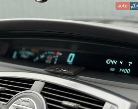 Серый Рено Сценик, объемом двигателя 1.6 л и пробегом 129 тыс. км за 5300 $, фото 1 на Automoto.ua