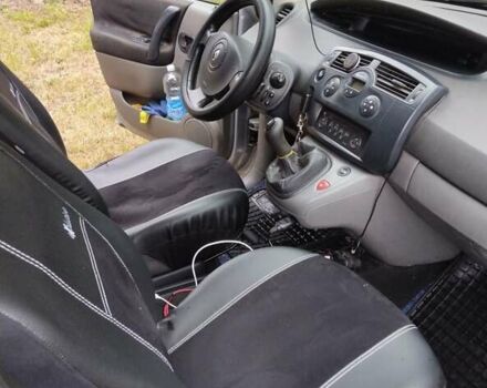 Серый Рено Сценик, объемом двигателя 1.6 л и пробегом 180 тыс. км за 3500 $, фото 3 на Automoto.ua