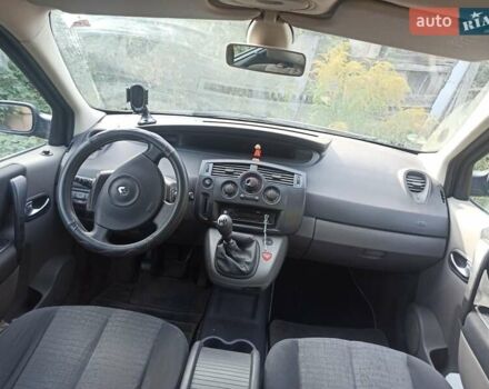 Серый Рено Сценик, объемом двигателя 1.6 л и пробегом 195 тыс. км за 3750 $, фото 6 на Automoto.ua